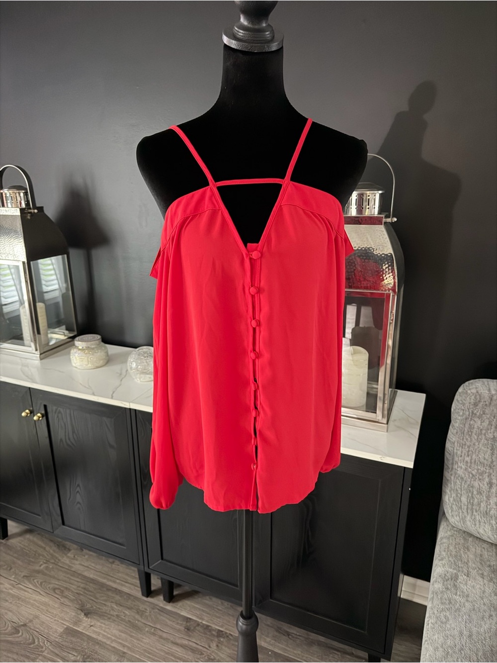 Express Cold Shoulder Button Front Blouse Red Pink Size Medium - Picture 2 of 5
